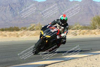 media/Jan-08-2022-SoCal Trackdays (Sat) [[1ec2777125]]/Turn 6 Inside (1pm)/